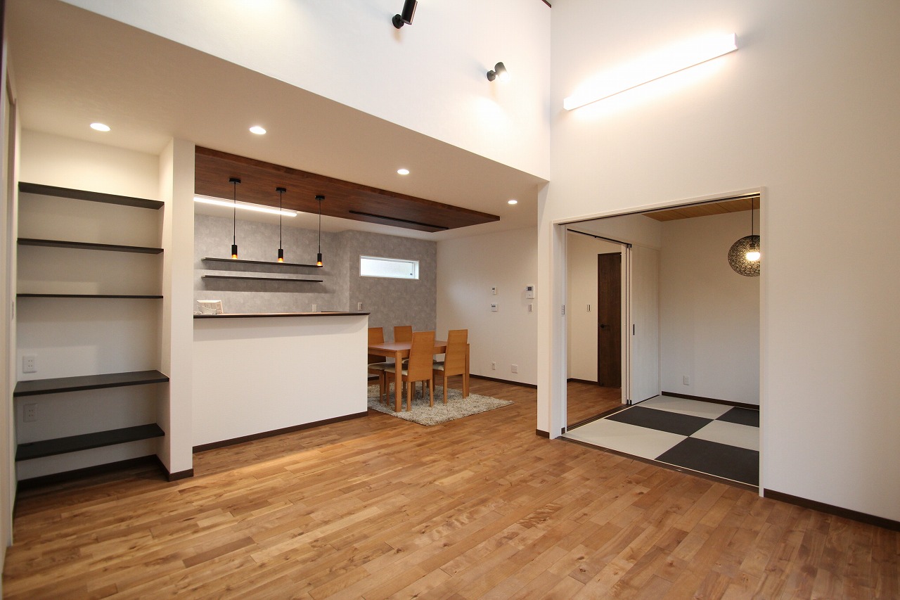 キッチンに腰壁を付けるなら便利でおしゃれに！参考になる実例をご紹介🏠